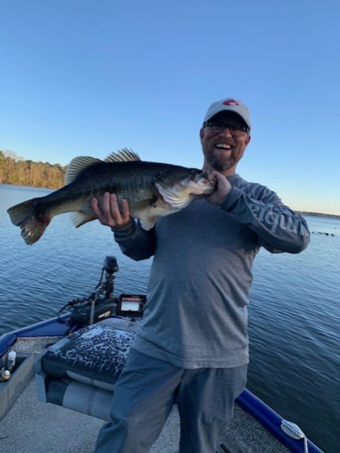 Shane Creech BassForecast customer holding largemouth Bass